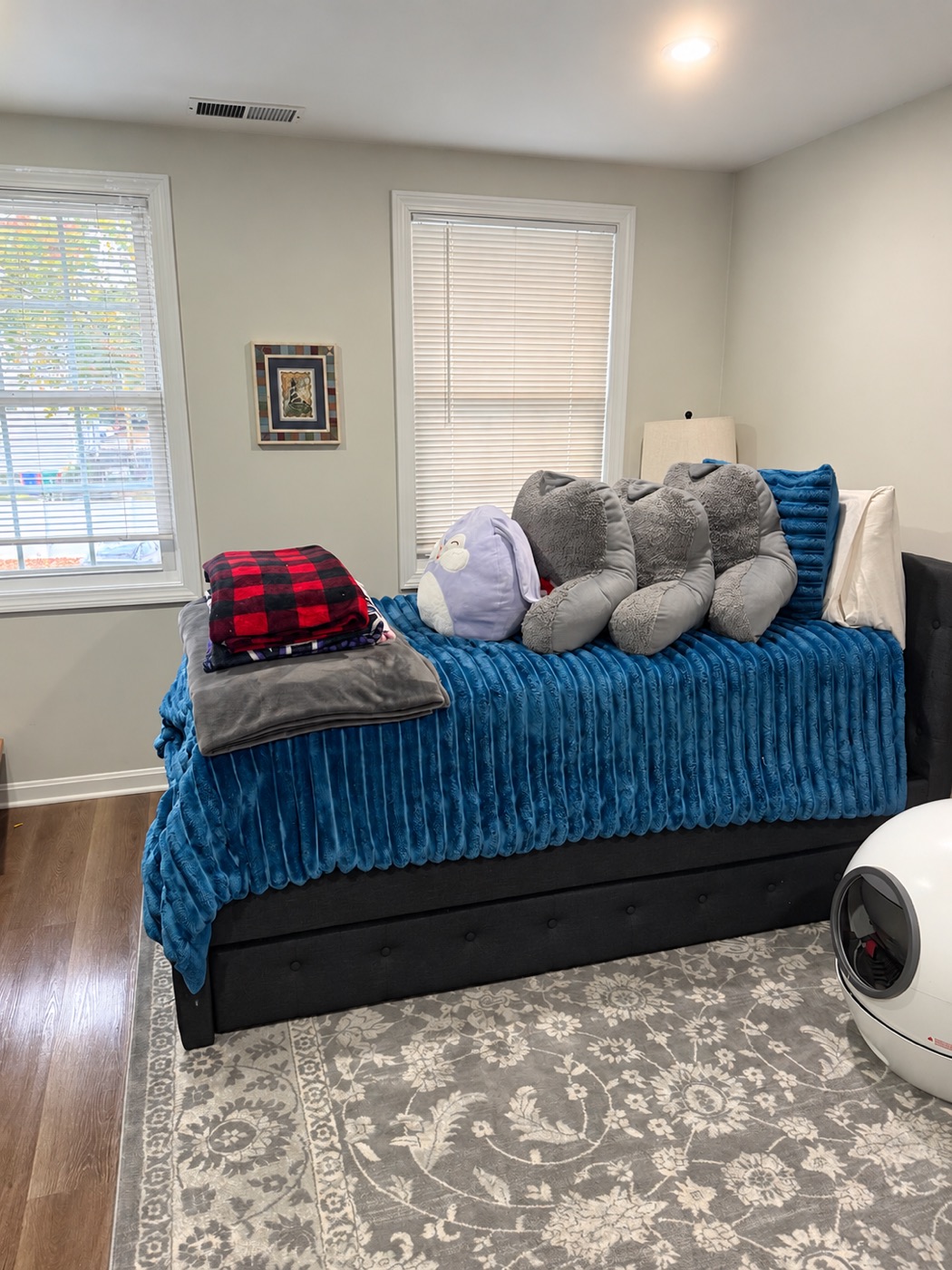 Bedroom cleaned by Friends Cleaning