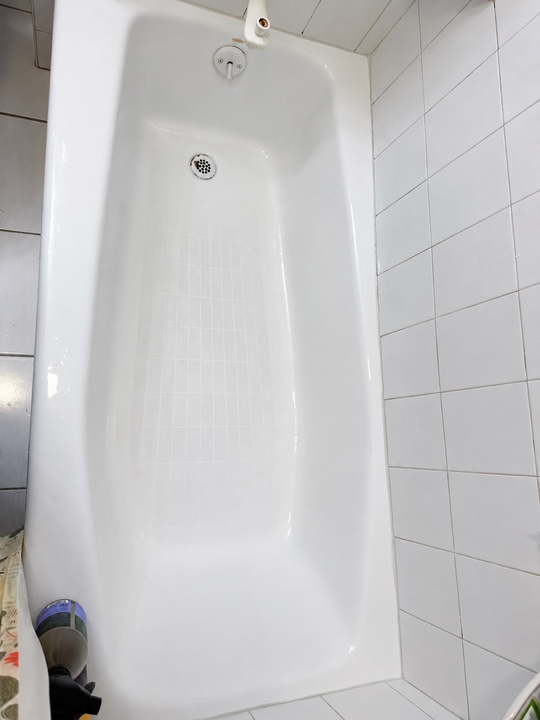 Bathtub after cleaning by Friends Cleaning